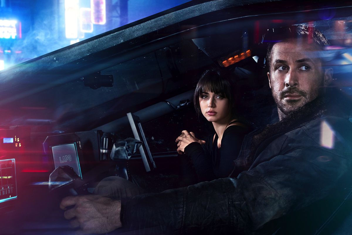 Ana de Arms and Ryan Gosling in "Blade Runner 2049"